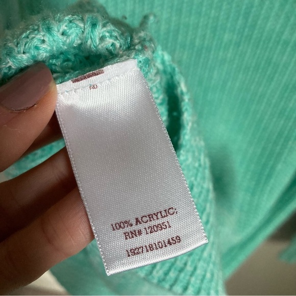SO Turquoise Sweater Size Small - Picture 5 of 6